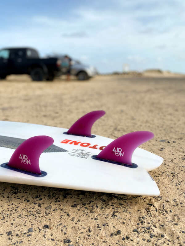 Premium fiberglass handcrafted fins for waveriding designed by Airton Cozzolino