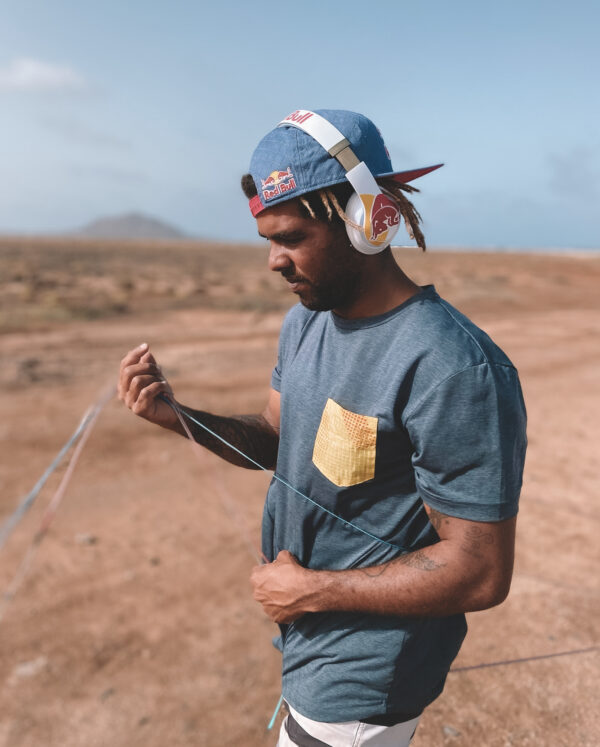 Kite Pocket T-shirt - Image 3